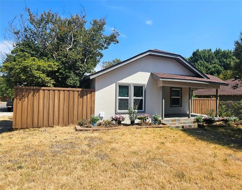 Photo of 2551 Kingston Street, Dallas, TX 75211 (MLS # 21372782)