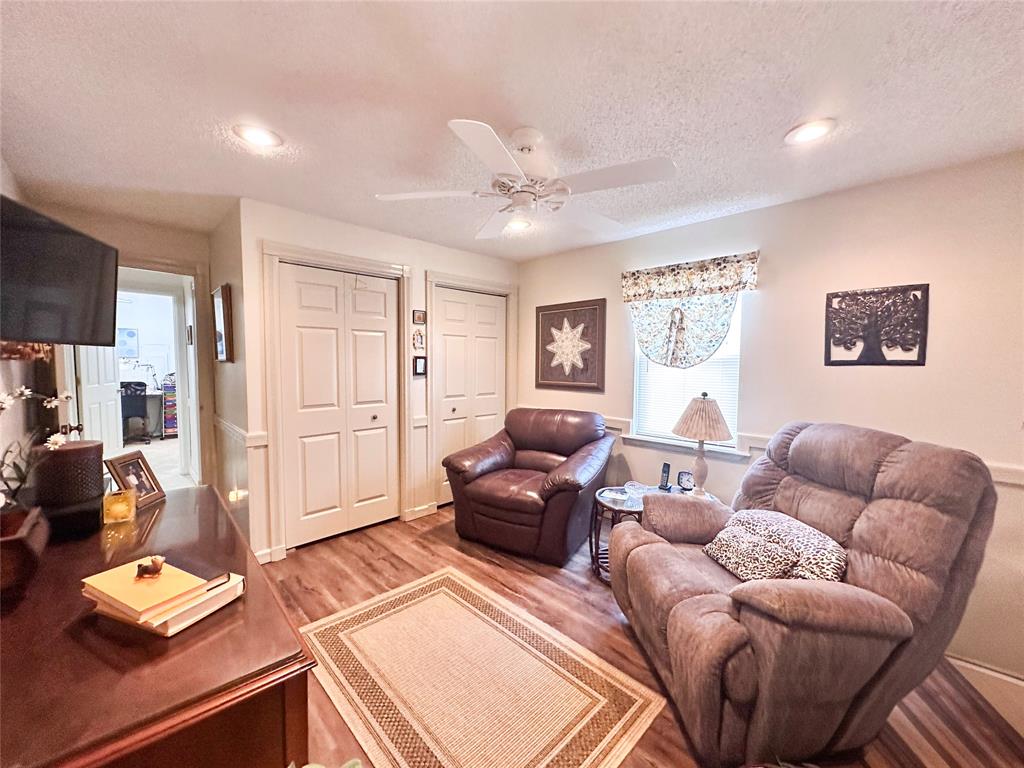 BRIERWOOD BAY - Residential