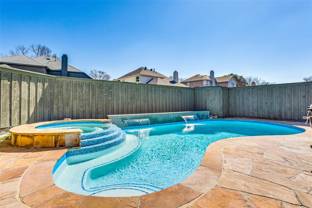 7200 Randall Way