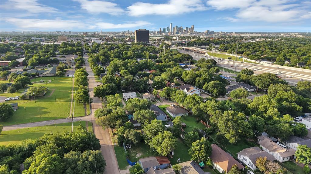 230 W Jerden Lane