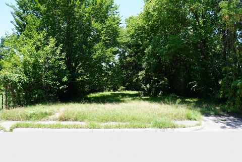 2521 Saint Clair Drive Dallas TX 75215
