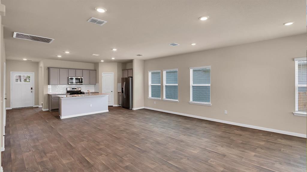 3681 Zenith Drive