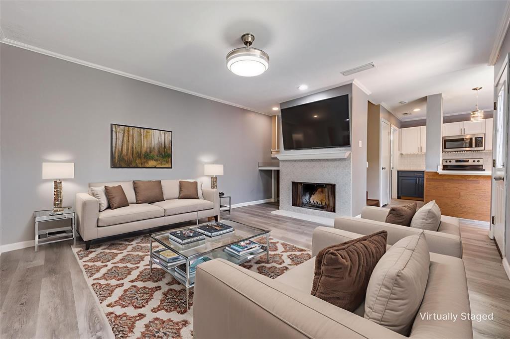 3915 Buena Vista Street D