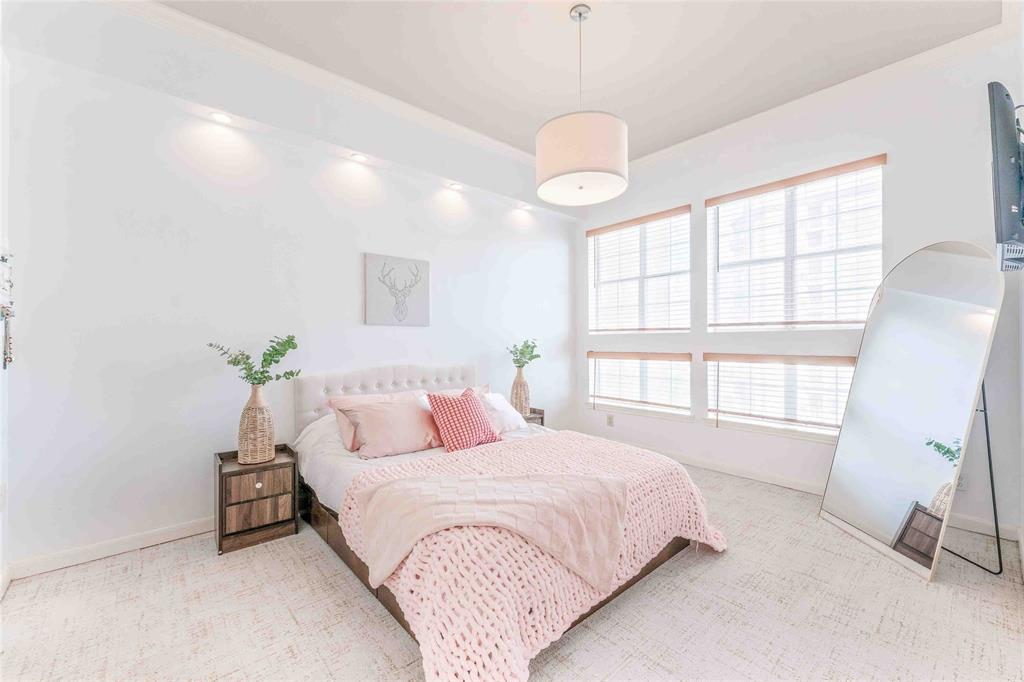 Renaissance On Turtle Creek Condo - Residential