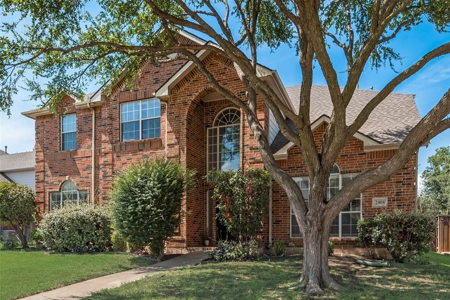 Welcome to the beautiful Towne View Subdivision in the heart of Flower Mound. You will absolutely love this location, attached to the well-appointed Bluebonnet Park and Shops, Banks and Restaurants 1 minute away! This spacious 5-bedroom home offers all the room you need to spread out. Secondary living and dining areas allow flex space for your virtual home office or play areas. The generous kitchen offers an abundance of granite-topped counter space and loads of cabinets. The primary bedroom is Texas-sized and will allow for a sitting or exercise area. Upstairs, you will enjoy the massive media room w upgraded equipment and theatre bilevel seating. Split bedroom floorplan, too! Plantation shutters, gorgeous fireplace and a 3-car garage. The backyard is massive and will accommodate a pool, gardens or lots of space to romp and play. Stroll to the end of the abutting street to reach the park or cross over to a local favorite Mexican Restaurant and a new French Bakery, plus bank, pharmacy and more. 15 minutes to DFW Airport. Location, Location, Location! This one has much to offer.