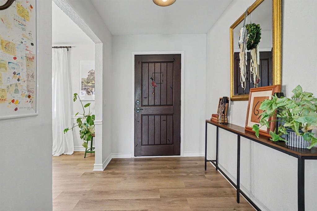 708 Summer Place
