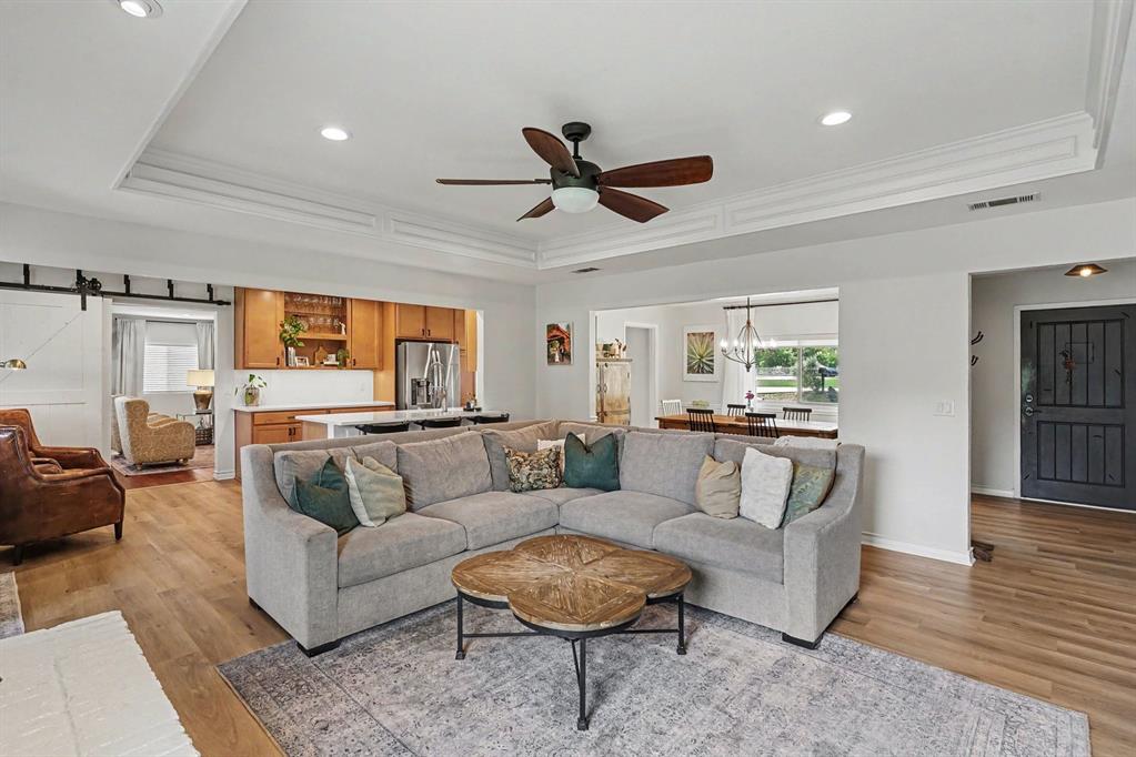 708 Summer Place