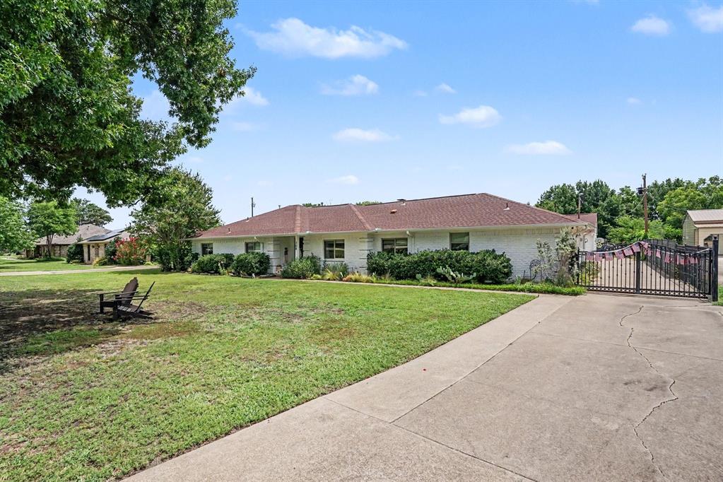 708 Summer Place