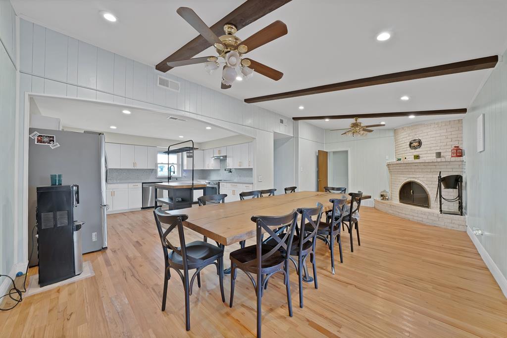 452 E Pecan Tree Road