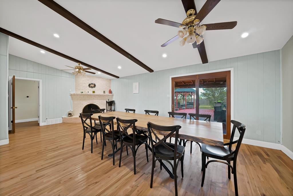 452 E Pecan Tree Road