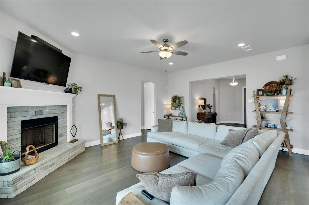 624 Sirius Lane