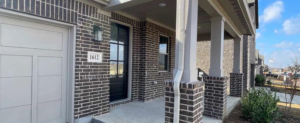 1612 Abbott Creek Road