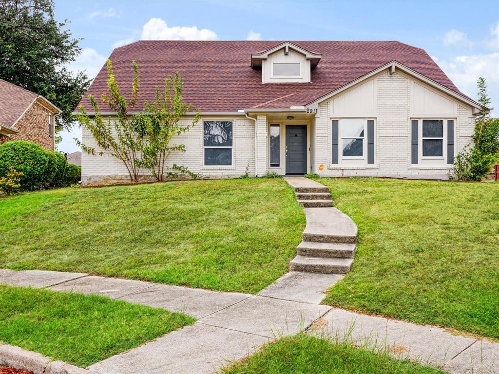 2911 Creekside Court