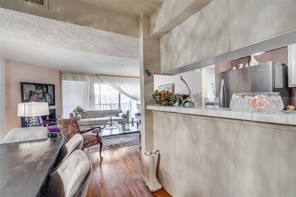 Cambridge Condo Ph 03 - Residential