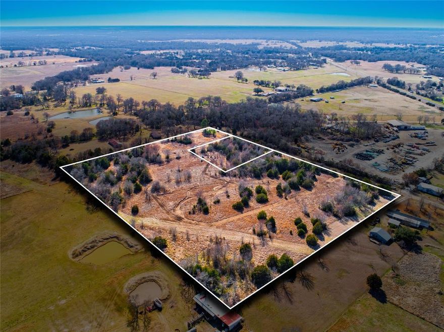 Come check out your opportunity to own 10 and a half acres in Kaufman County! Road access, No easement needed. Trees lining property for privacy at  the road, and already fenced on three sides, with an on-site stock pond! This property has ease of access to help streamline construction. Walkable and ready for your creative vision!