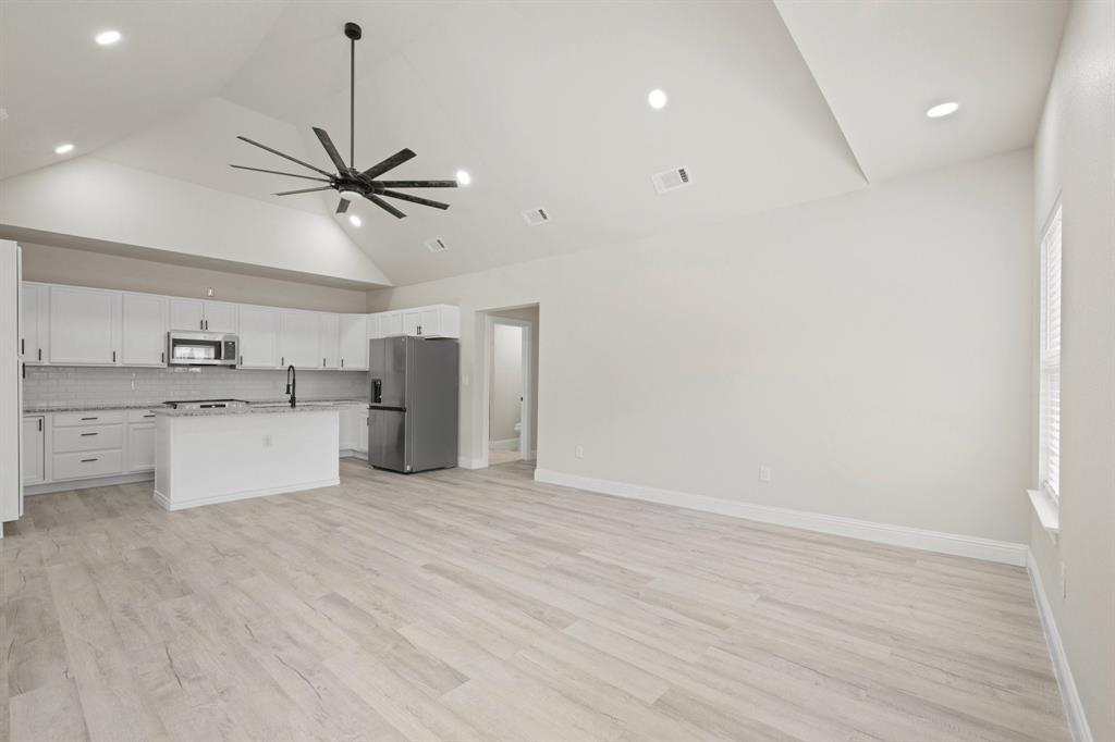 776 Barber Avenue