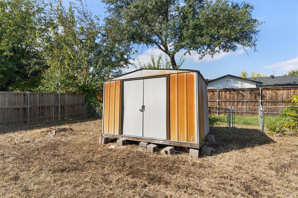 Preston Trace Estates First Instl - Residential