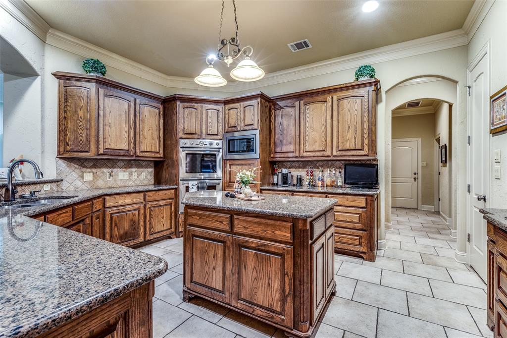 3410 Lake Creek Trail