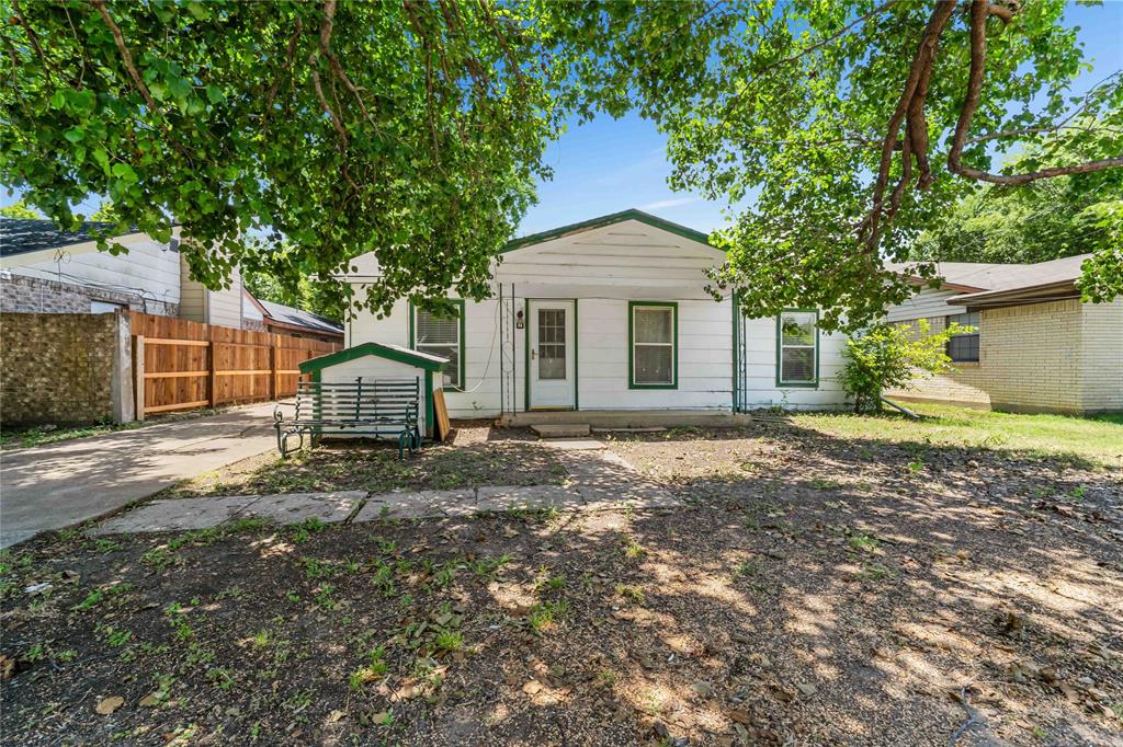 2221 Varsity Drive