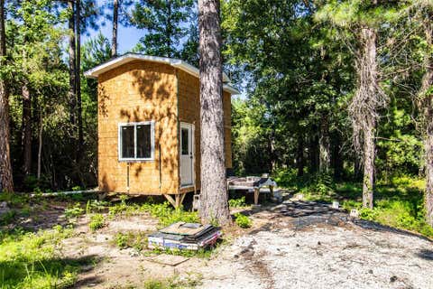 Photo of 6572 S FM 31, Carthage, TX 75633 (MLS # 21329136)