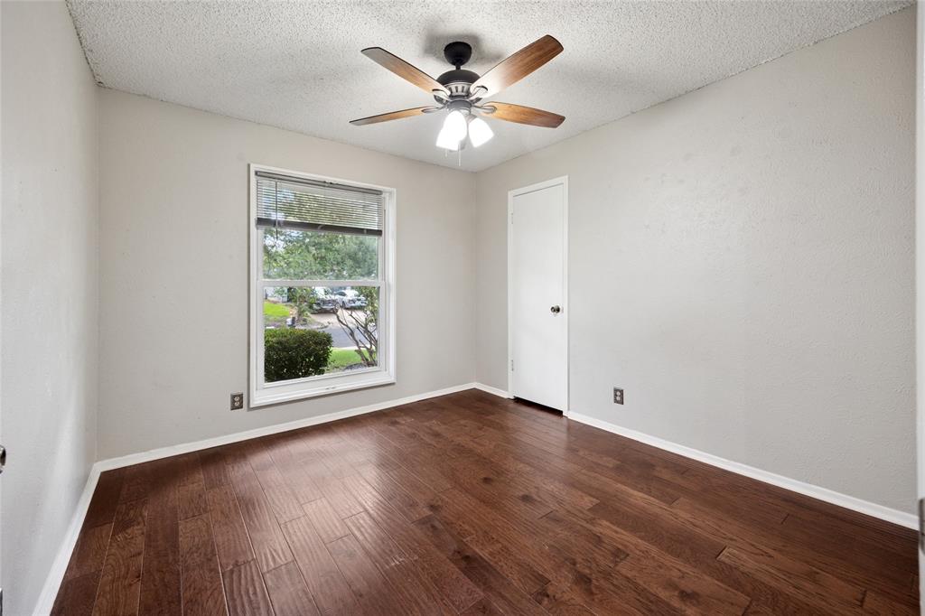 Benbrook, Texas 76126, United States, 3 Bedrooms Bedrooms, ,2 BathroomsBathrooms,Residential,Active,162827