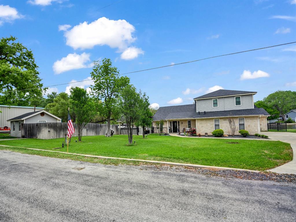 Laguna Tres Estate - Residential