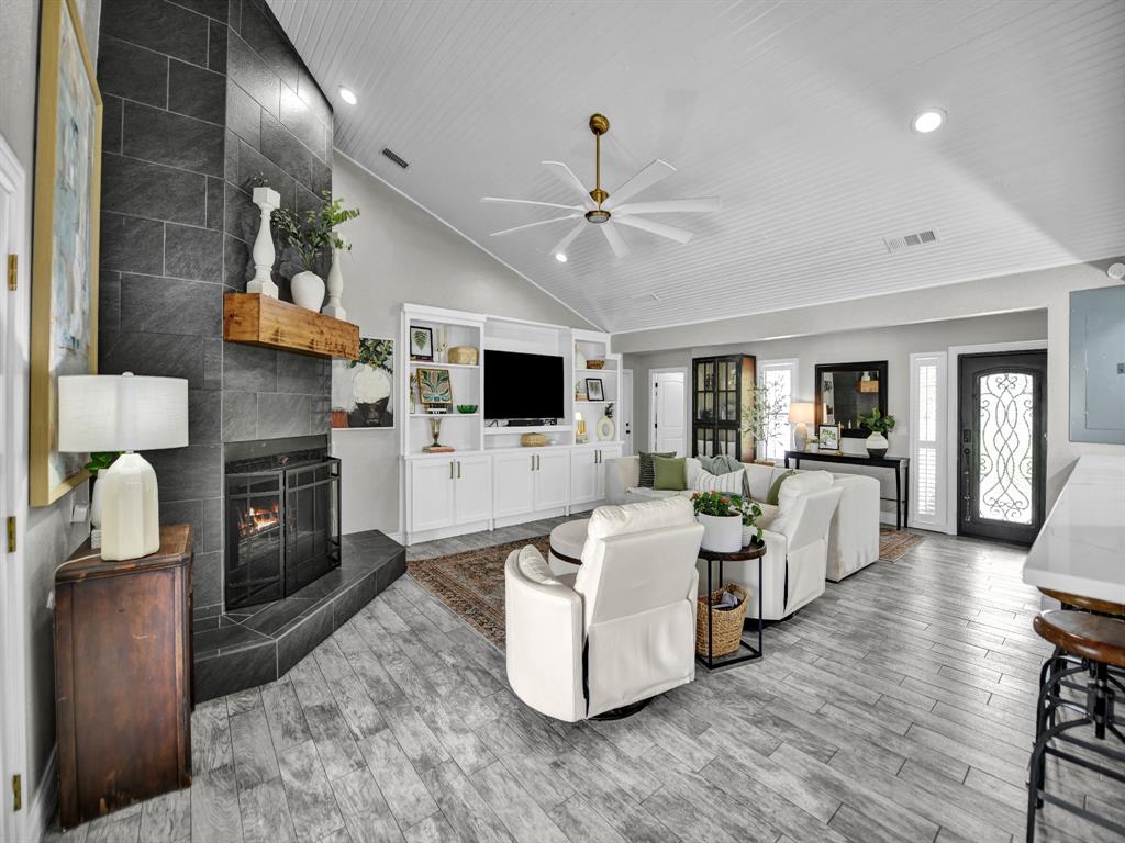 Laguna Tres Estate - Residential