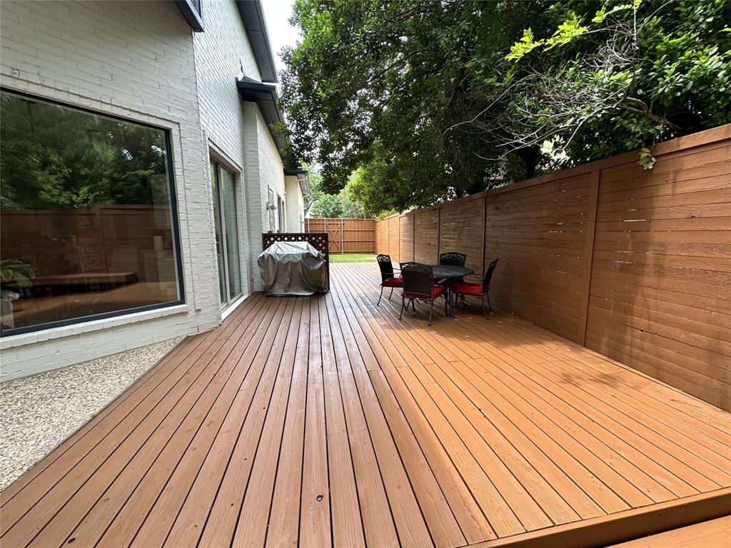 Oaktree Ph Four - Residential