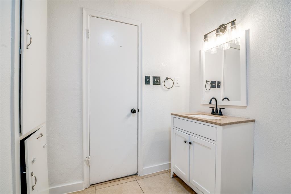 S4420 ORIG TOWN OF QUINLAN - Residential