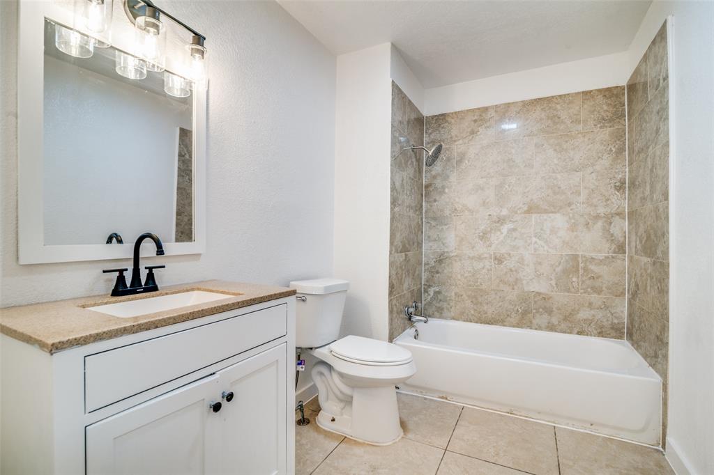 S4420 ORIG TOWN OF QUINLAN - Residential