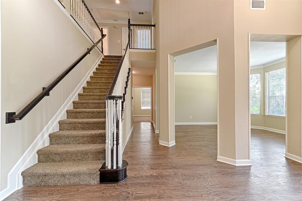 4101 Sun Meadows Street