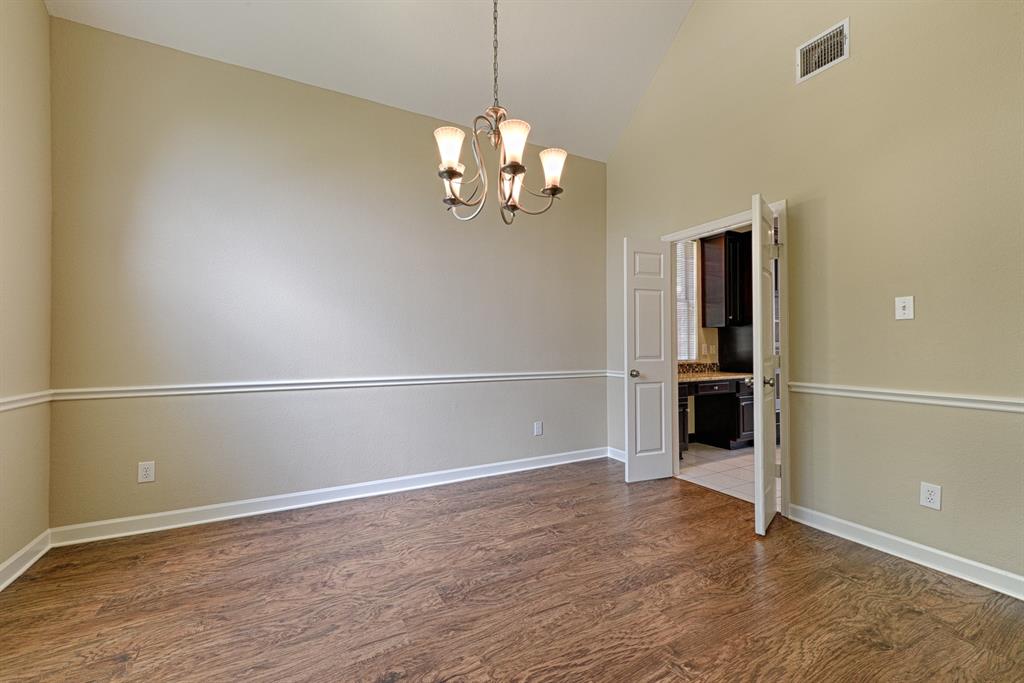 4101 Sun Meadows Street