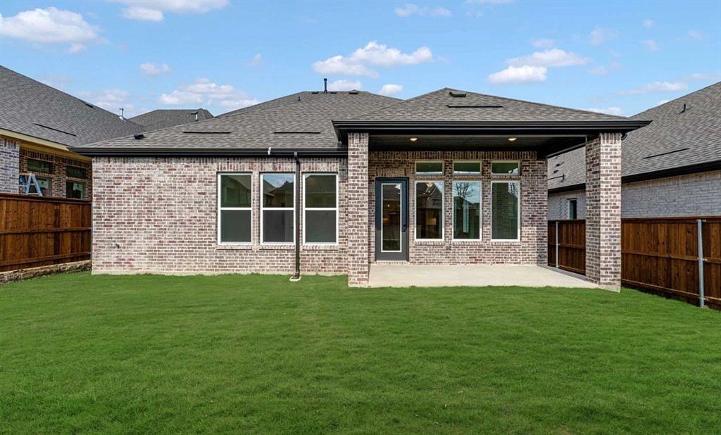 1204 Eclipse Way
