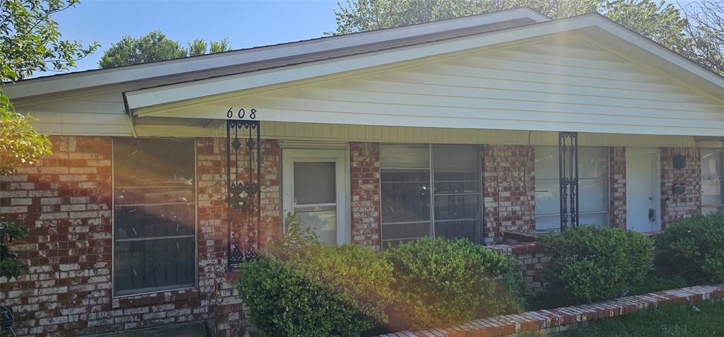 608 Arbor Lane