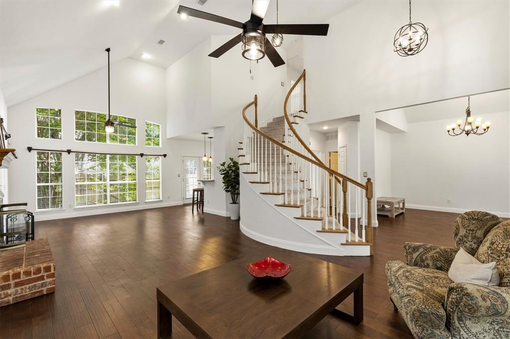 5009 Quail Ridge Drive