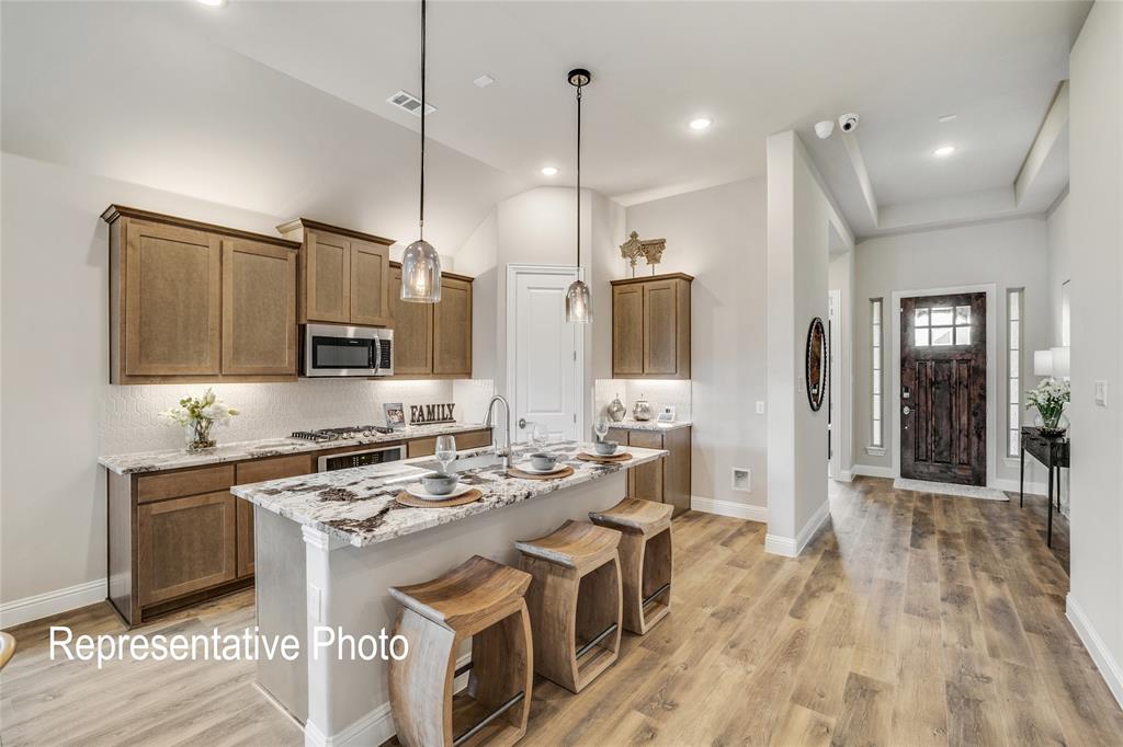 2512 Brandi Lane