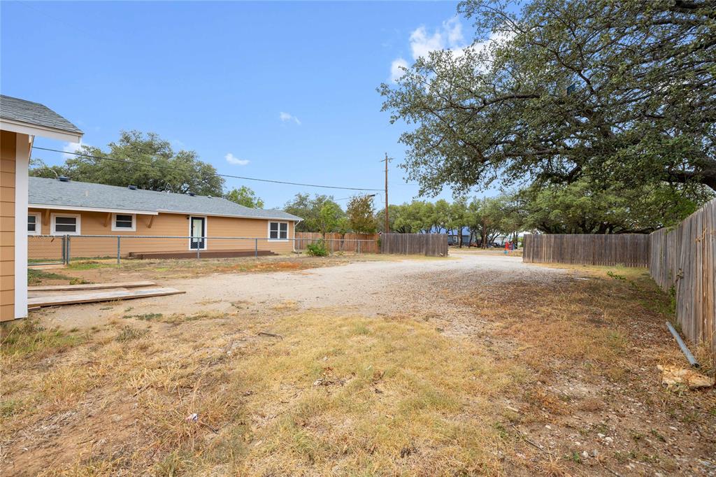 6819/6817 County Road 499