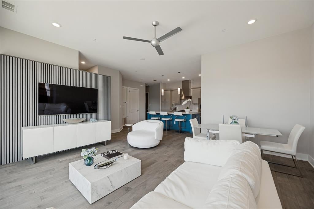 15875 Spectrum Drive 4105