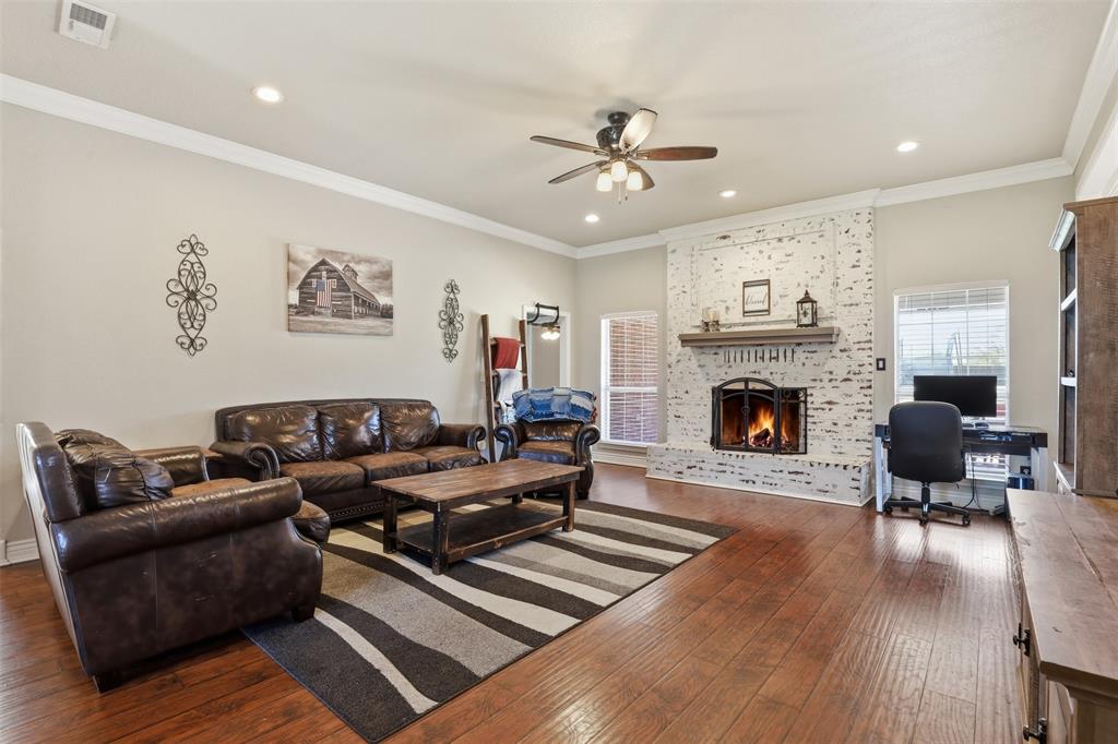 Oak Manor - Residential