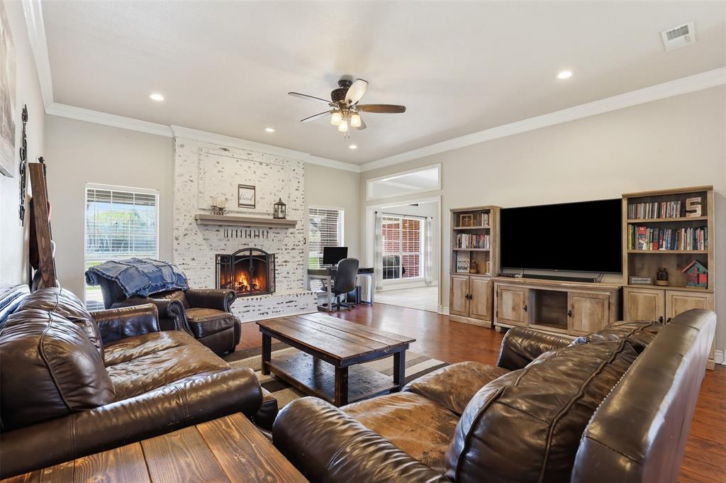 Oak Manor - Residential