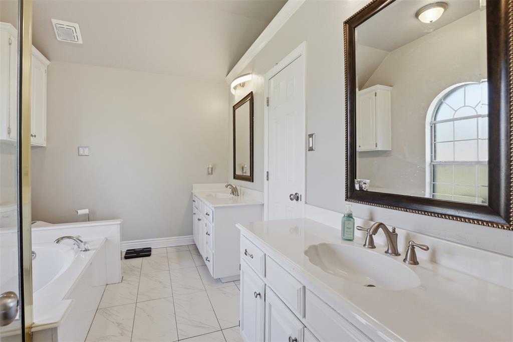 Oak Manor - Residential