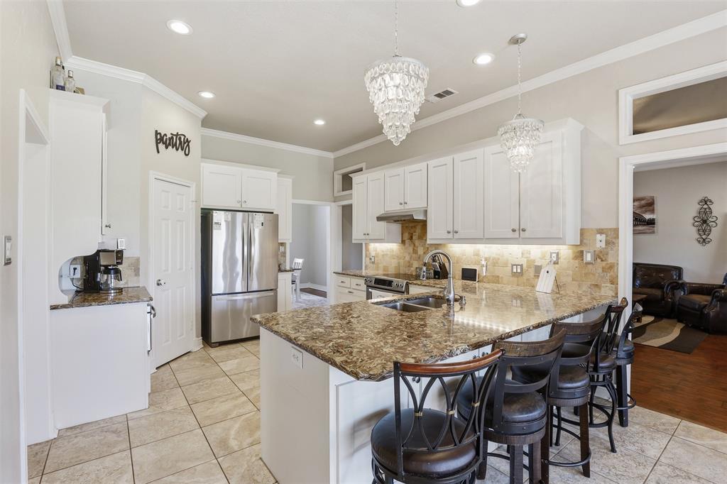 Oak Manor - Residential