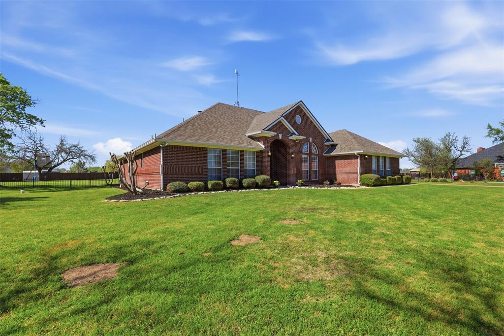 Oak Manor - Residential