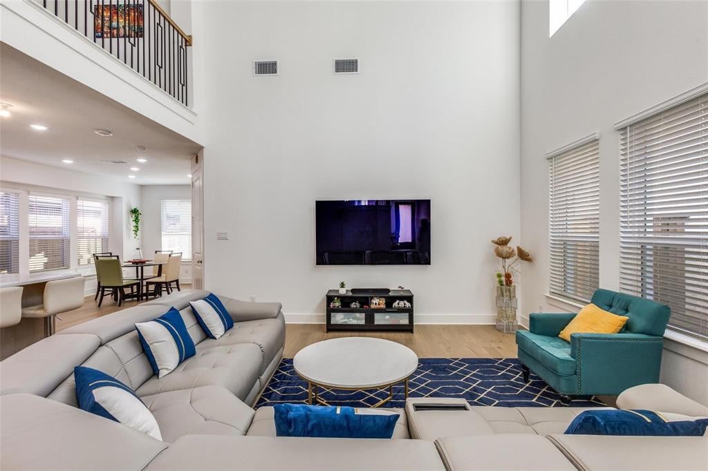 1700 Palo Duro Way
