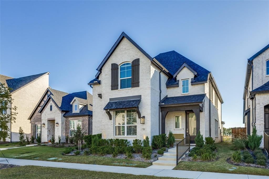 1700 Palo Duro Way