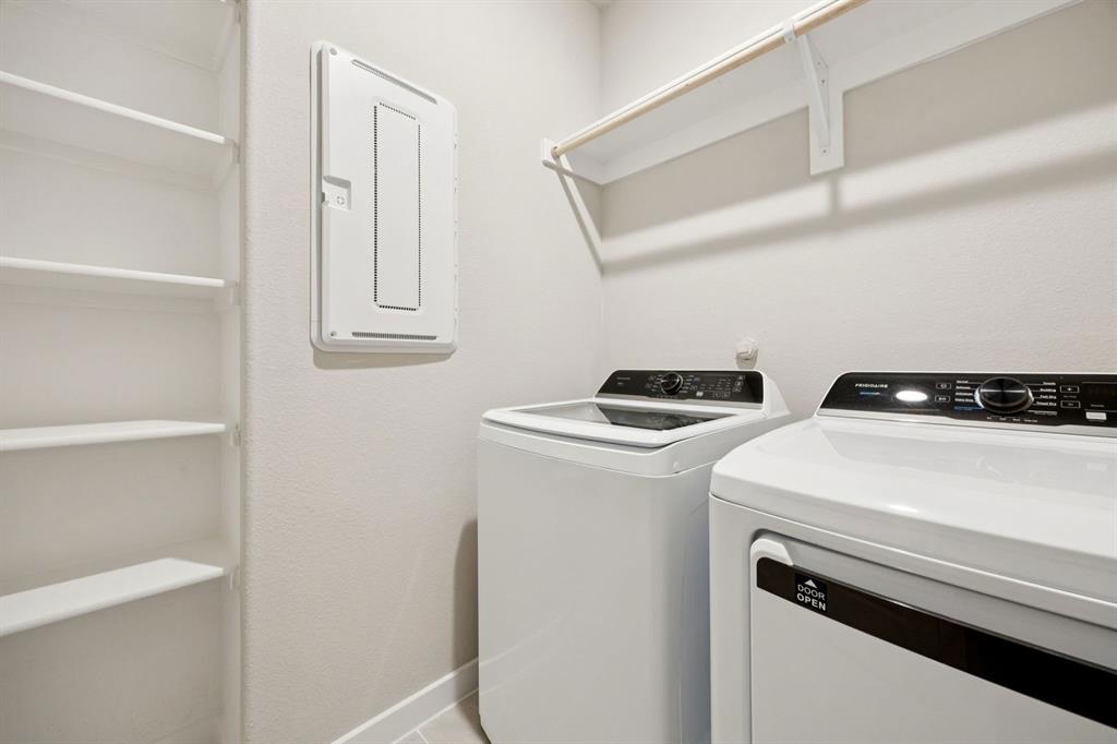 Elevon - Residential