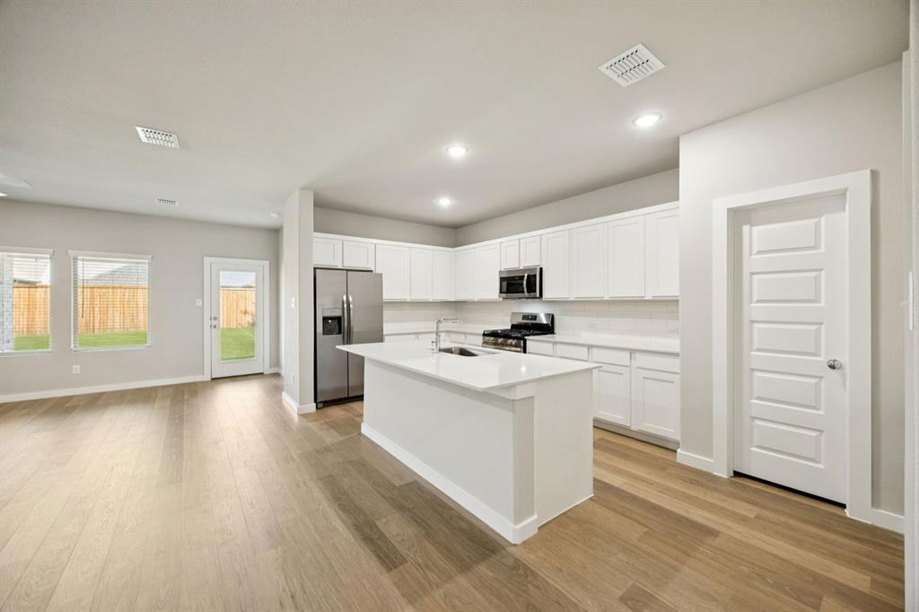 Elevon - Residential