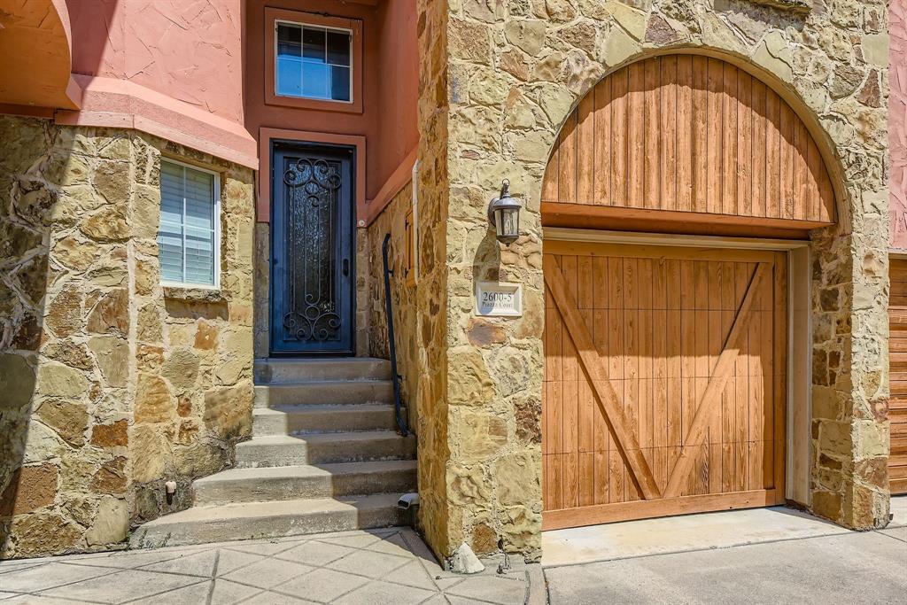 2600 Piazza Court 5