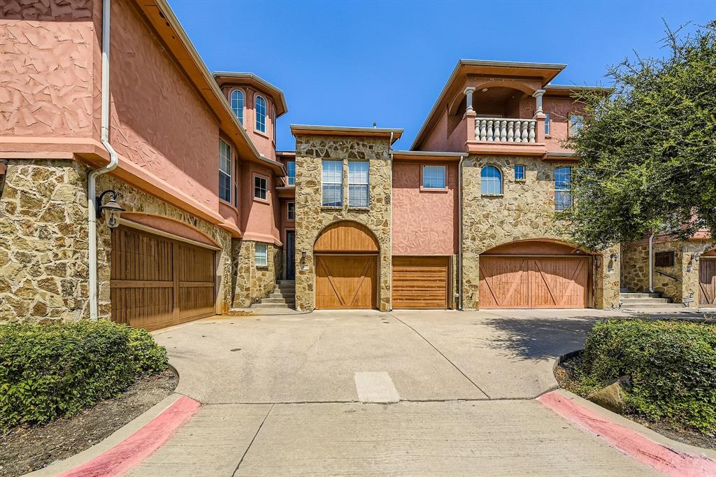2600 Piazza Court 5
