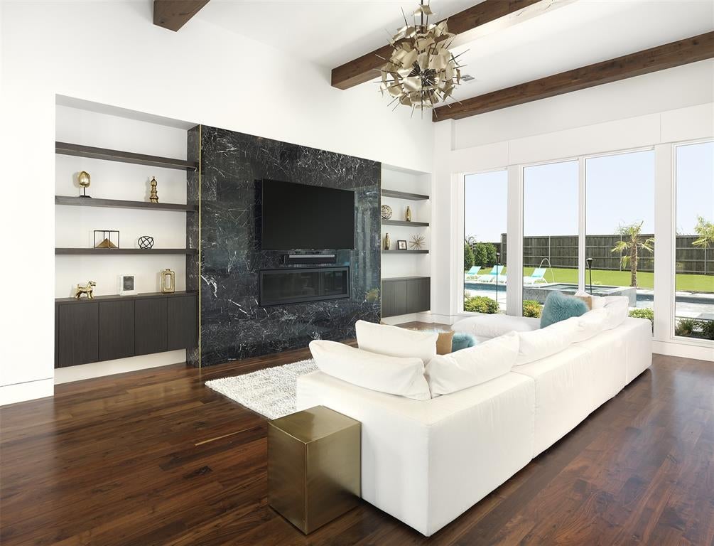 2127 Courtland Drive